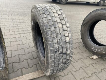 Opona używana ciężarowa napędowa 235/75R17.5 YOKOHAMA 704R / 9mm