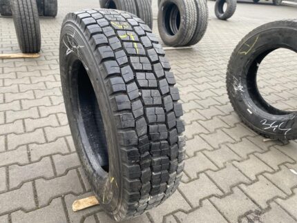 Opona ciężarowa używana napędowa 205/75R17.5 BRIDGESTONE M729 / 12-13mm
