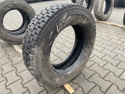 Opona ciężarowa używana napędowa 205/75R17.5 BRIDGESTONE M729 / 12-13mm