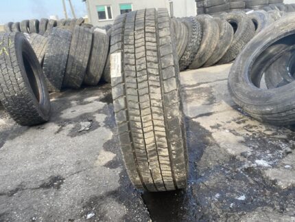 Opona używana napędowa 215/75r17.5 Goodyear RHD II / 14mm