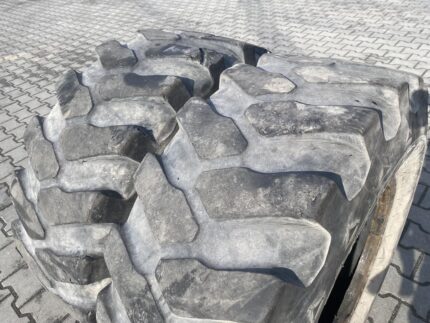 Opona używana przemysłowa  405/70-20 16/70-20 ,405/70R20 ALTURA MPT 602