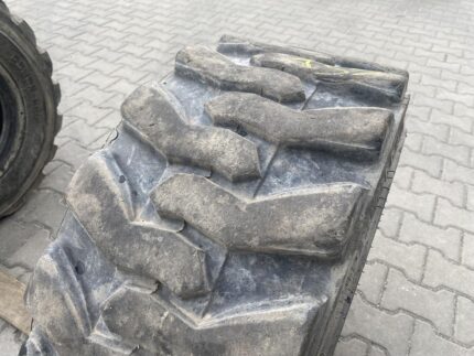 Opona przemysłowa do Bobcat 12-16.5 (305/70-16.5) BKT SKID POWER S/K