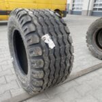  Opona do maszyn rolniczych 15.0/55-17 BKT IMPLEMENT AW705