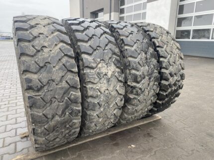 Opony używane ciężarowe przednie 365/85R20 CONTINENTAL HCS