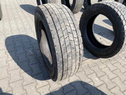 Opona ciężarowa używana napędowa 295/55R22.5 CONTINENTAL CONTI HYBRID HD3 / 8-12mm