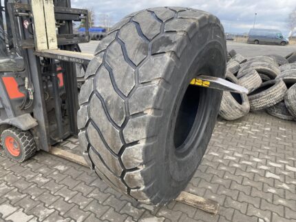 Opona przemysłowa 23.5R25 BRIDGESTONE VJT / Pogłębiany bieżnik
