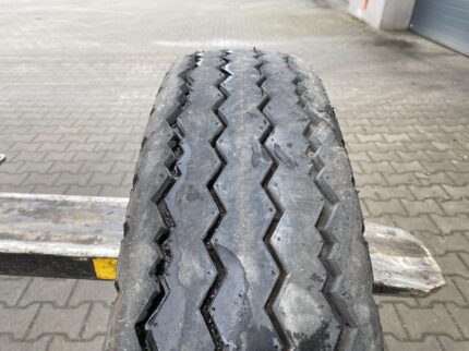 Opona do przyczepy rolniczej 10.00-20 BOKATRUCK BTG208 / 100% Bieżnika