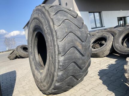 Opona przemysłowe do Fadromy 23.5R25 MICHELIN XHA2 / Pogłębiany bieżnik