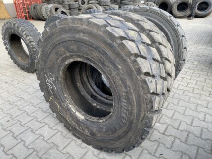 Opony przemysłowe do maszyn 12.00R20 WESTLAKE CB382 / 26-30mm