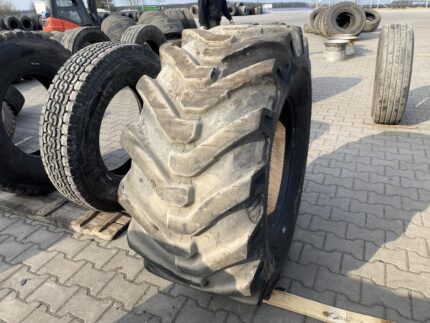 Opona przemysłowa do maszyn budowlanych 445/65-22.5 18-22.5 BKT MP 590 / 90% Bieżnika