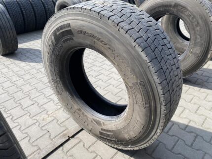 Opona ciężarowa używana napędowa 315/80R22.5 PIRELLI TR:01 TRIATHLON / 12-16mm