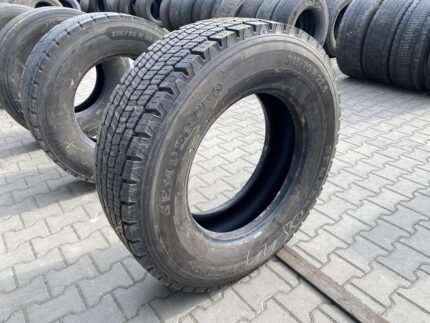 Opona ciężarowa używana napędowa 315/70R22.5 SEMPERIT WINTER D2+ / 15mm