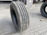 Opona ciężarowa używana prowadząca 315/70R22.5 PIRELLI FR:01 TRIATHLON / 11-12mm