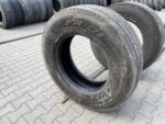 Opona ciężarowa używana prowadząca 315/70R22.5 PIRELLI FR:01 TRIATHLON / 11-12mm