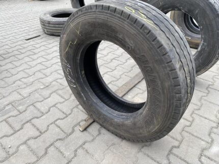 Opona ciężarowa używana naczepowa 215/75R17.5 BRIDGESTONE R-TRAILER 001 / 6-7mm