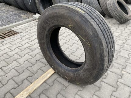 Opona ciężarowa używana prowadząca 235/75R17.5 FALKEN RI151 / 12mm