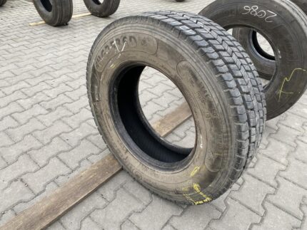 Opona używana ciężarowa napędowa 235/75R17.5 ATHOS HG2536D / 12mm