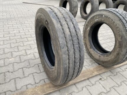 Opona ciężarowa używana naczepowa 235/75R17.5 MATADOR T HR 4 / 10mm