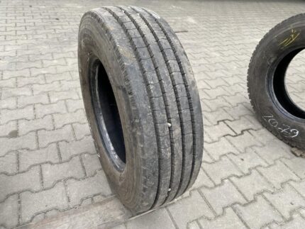 Opona ciężarowa używana prowadząca 235/75R17.5 FALKEN RI-128 / 12mm