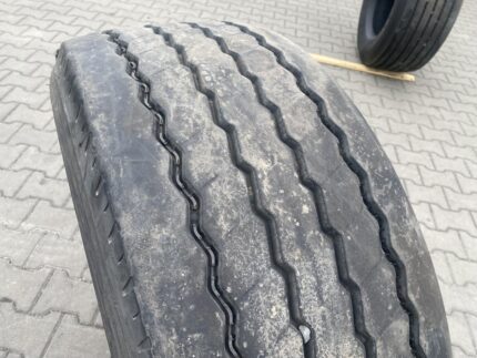 Opona ciężarowa używana naczepowa 385/55R22.5 PIRELLI ITINERIS T TRAILER 90 SERIES / 11-12mm