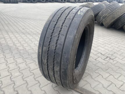 Opona używana ciężarowa naczepowa 385/55R22.5 SEMPERIT RUNNER T3 / 8-9mm