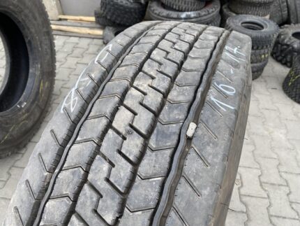 Używana opona ciężarowa przednia  315/80R22.5 BRIDGESTONE V-STEEL MIX M788 / 16-17mm