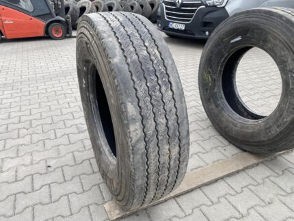 Opona ciężarowa używana prowadząca 315/80R22.5 CONTINENTAL SCANDINAVIA HSW2 / 7-8mm