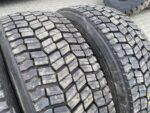 Opony używane ciężarowe napędowe 295/60R22.5 BIEŻNIKOWANA RECAMIC TYP MICHELIN XW4S / 15-16mm