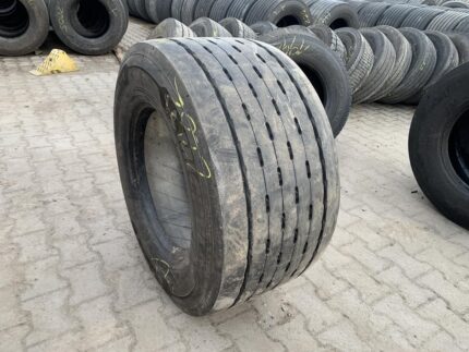 Opona używana ciężarowa naczepa mega 445/45R19.5 MICHELIN X MULTI T HL / 10-11mm