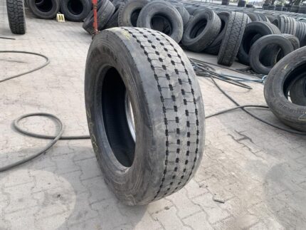 Opona używana ciężarowa przednia 315/60R22.5 GOODYEAR KMAX S GEN-2 / 8-10mm
