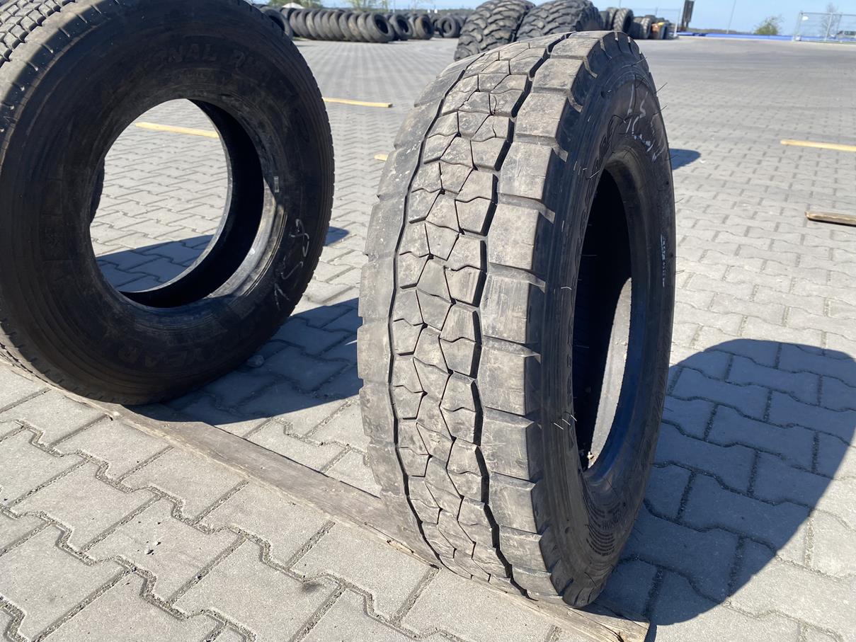 Opona ciężarowa używana napędowa 215/75R17.5 BRIDGESTONE R-DRIVE 002 / 5-9mm Opona ciężarowa używana napędowa 215/75R17.5 BRIDGESTONE R-DRIVE 002 / 5-9mm