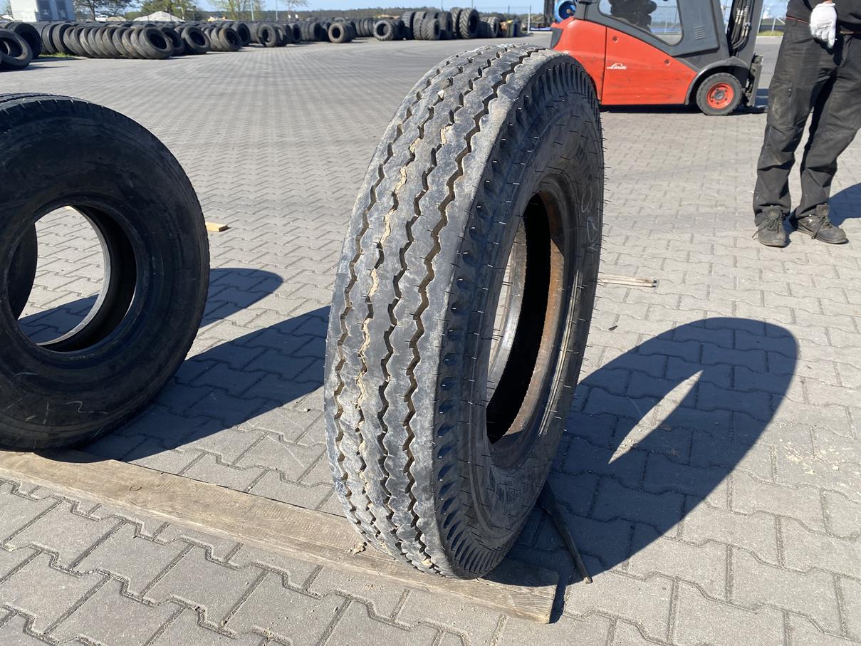 Opona ciężarowa do przyczep 9.00-20 MITAS NB60 / 14mm Opona ciężarowa do przyczep 9.00-20 MITAS NB60 / 14mm