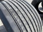 Opona ciężarowa używana naczepowa 435/50R19.5 BRIDGESTONE R166 II / 10-11mm
