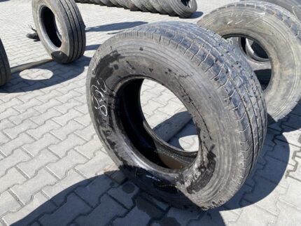 Opona ciężarowa używana prowadząca 265/70R17.5 DUNLOP SP344 / 11-12mm