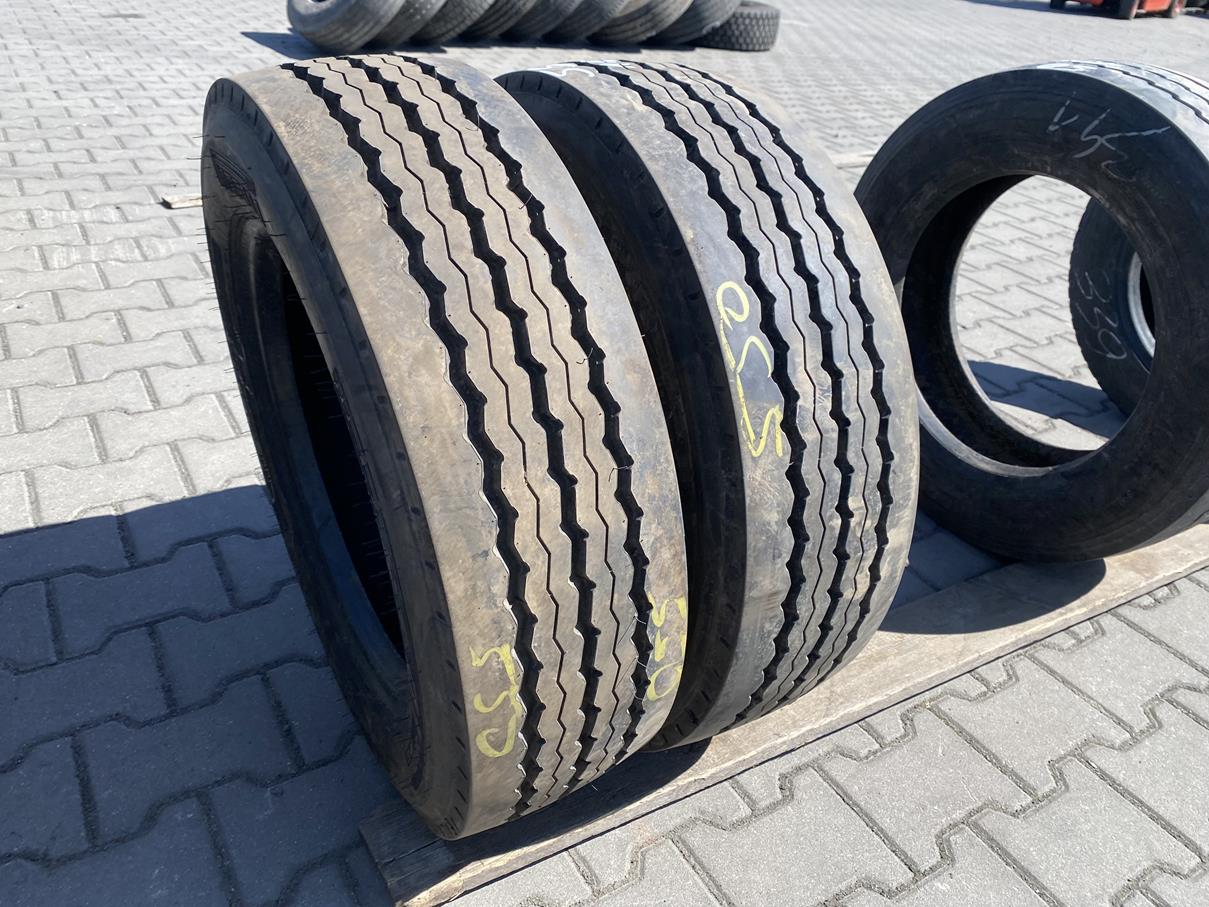 Opony ciężarowe używane naczepowe 205/65R17.5 PIRELLI ST:01 / 11mm Opony ciężarowe używane naczepowe 205/65R17.5 PIRELLI ST:01 / 11mm