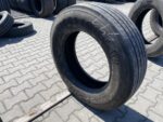 Opona ciężarowa używana prowadząca 245/70R19.5 FIRESTONE FS411 / 8-9mm