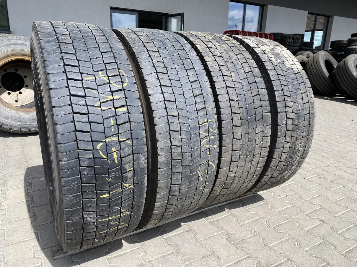 Opony ciężarowe używane napędowe 315/70R22.5 PIRELLI TR:01 TRIATHLON / 8-11mm Opony ciężarowe używane napędowe 315/70R22.5 PIRELLI TR:01 TRIATHLON / 8-11mm