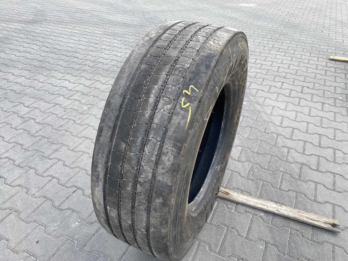 Opona ciężarowa używana prowadząca 315/70R22.5 FALKEN RI151 / 9-10mm Opona ciężarowa używana prowadząca 315/70R22.5 FALKEN RI151 / 9-10mm