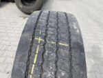 Opona ciężarowa używana prowadząca 315/70R22.5 PIRELLI FR:01 TRIATHLON / 10-11mm - obrazek 2