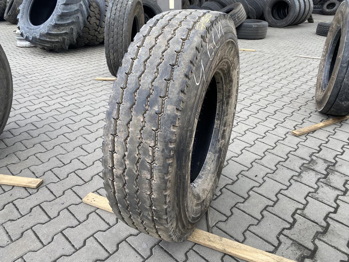 IMG_8254 Opona ciężarowa używana prowadząca 315/80R22.5 PIRELLI FG:01 / 11-12mm - obrazek 1