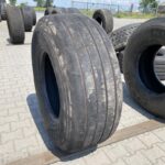 Opona ciężarowa używana naczepowa 425/65R22.5 GOODYEAR KMAX T / 8-9mm
