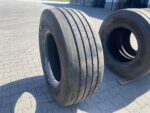 Opona ciężarowa używana prowadząca 385/65R22.5 GOODYEAR KMAX S GEN-2 / 8-9mm