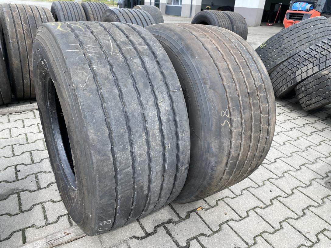 IMG_2971 Opona ciężarowa używana naczepowa 435/50R19.5 HANKOOK SMART FLEX TH31 / 9-11mm - obrazek 1