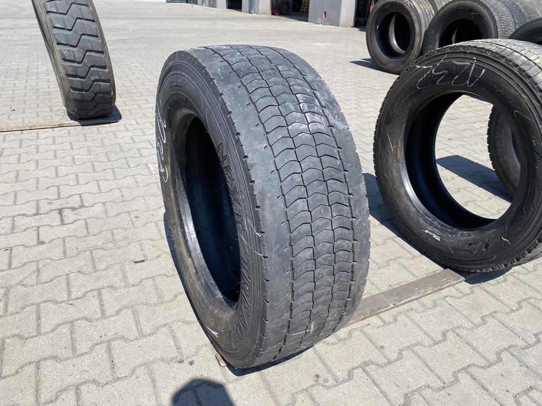 IMG_3346 Opona ciężarowa używana napędowa 295/60R22.5 NEXT TREAD NT LHD II / 6mm - obrazek 1