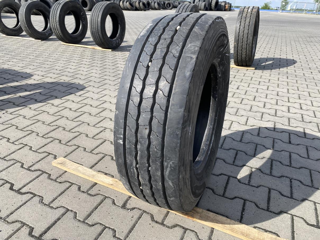 IMG_8354 Opona ciężarowa używana prowadząca 265/70R17.5 HANKOOK SMART FLEX AH35 / 10-11mm - obrazek 1