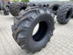 Opona przemysłowa używana 18-19.5 BKT MP567 / 95% BIEŻNIKA - obrazek 2