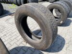 Opona ciężarowa używana prowadząca 275/70R22.5 GOODYEAR KMAX S / 12mm - obrazek 2