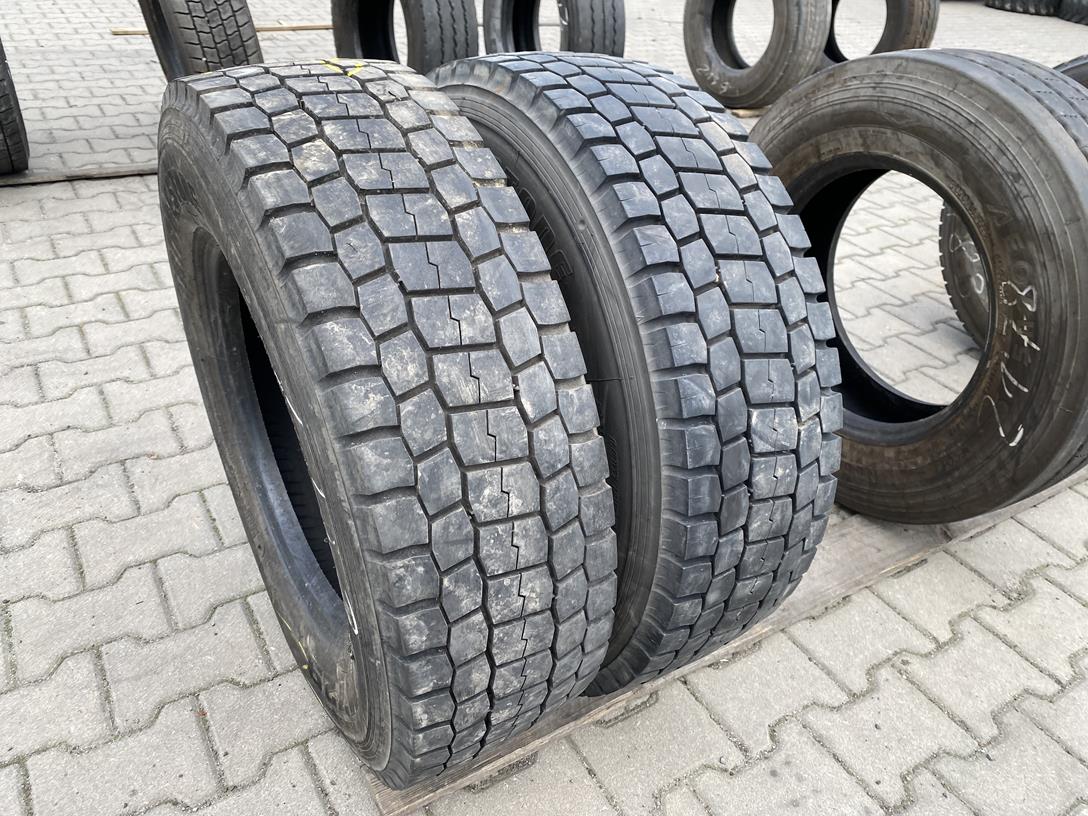 IMG_3798 Opony używane ciężarowe napędowe 235/75R17.5 BRIDGESTONE M729 / 9-10mm - obrazek 1