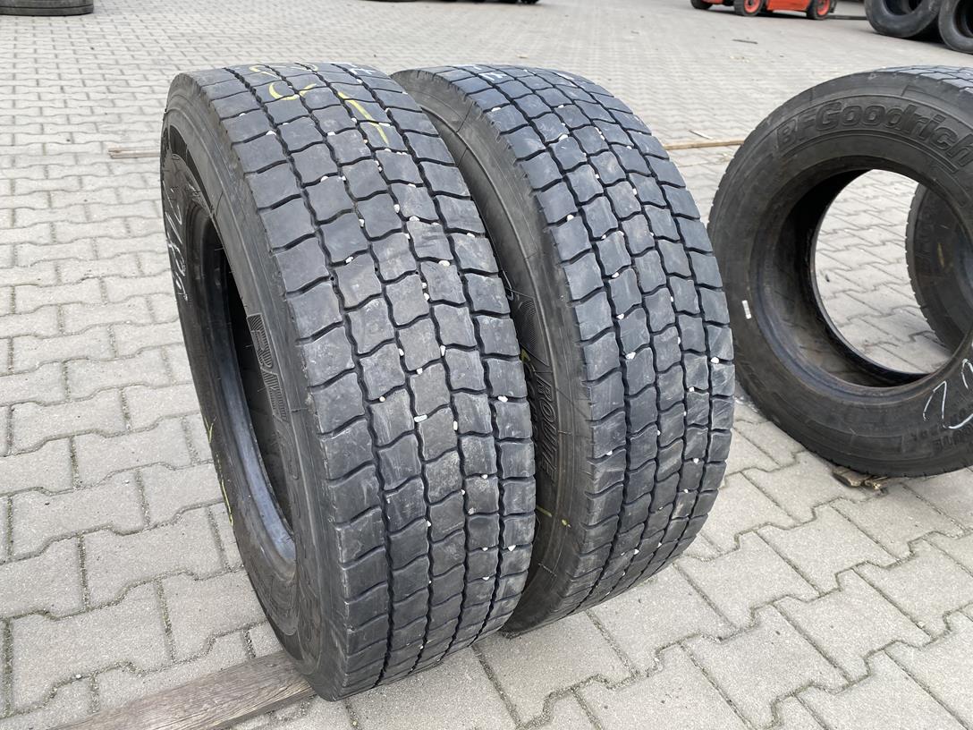 IMG_3812 Opony używane ciężarowe napędowe 235/75R17.5 BFGOODRICH ROUTE CONTROL D / 7-8mm - obrazek 1