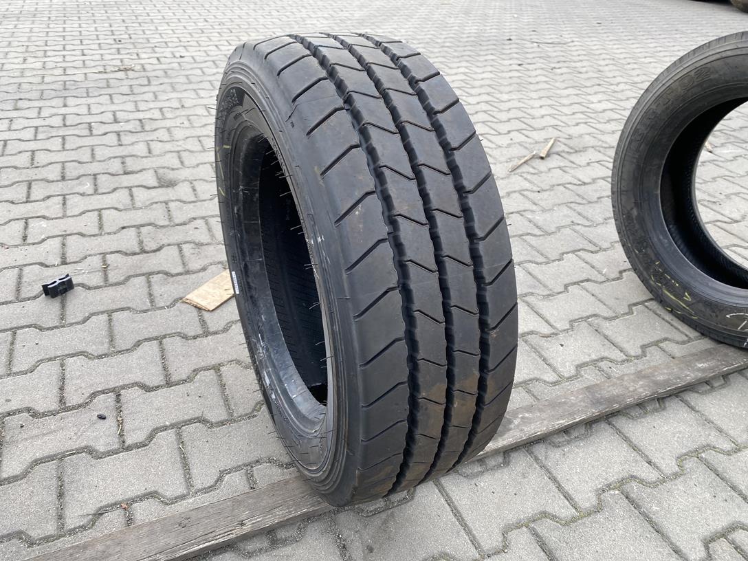 IMG_3896 Opona ciężarowa używana naczepowa 225/60R17.5 HBI CARGO PLUS 80 / 100% Bieżnika - obrazek 1